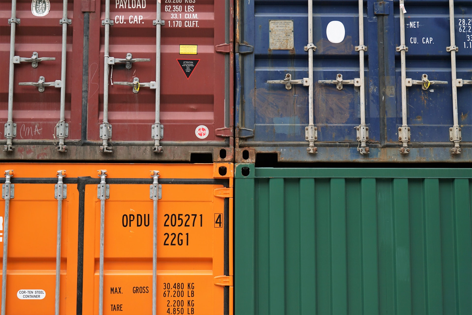 Containers logistics noise