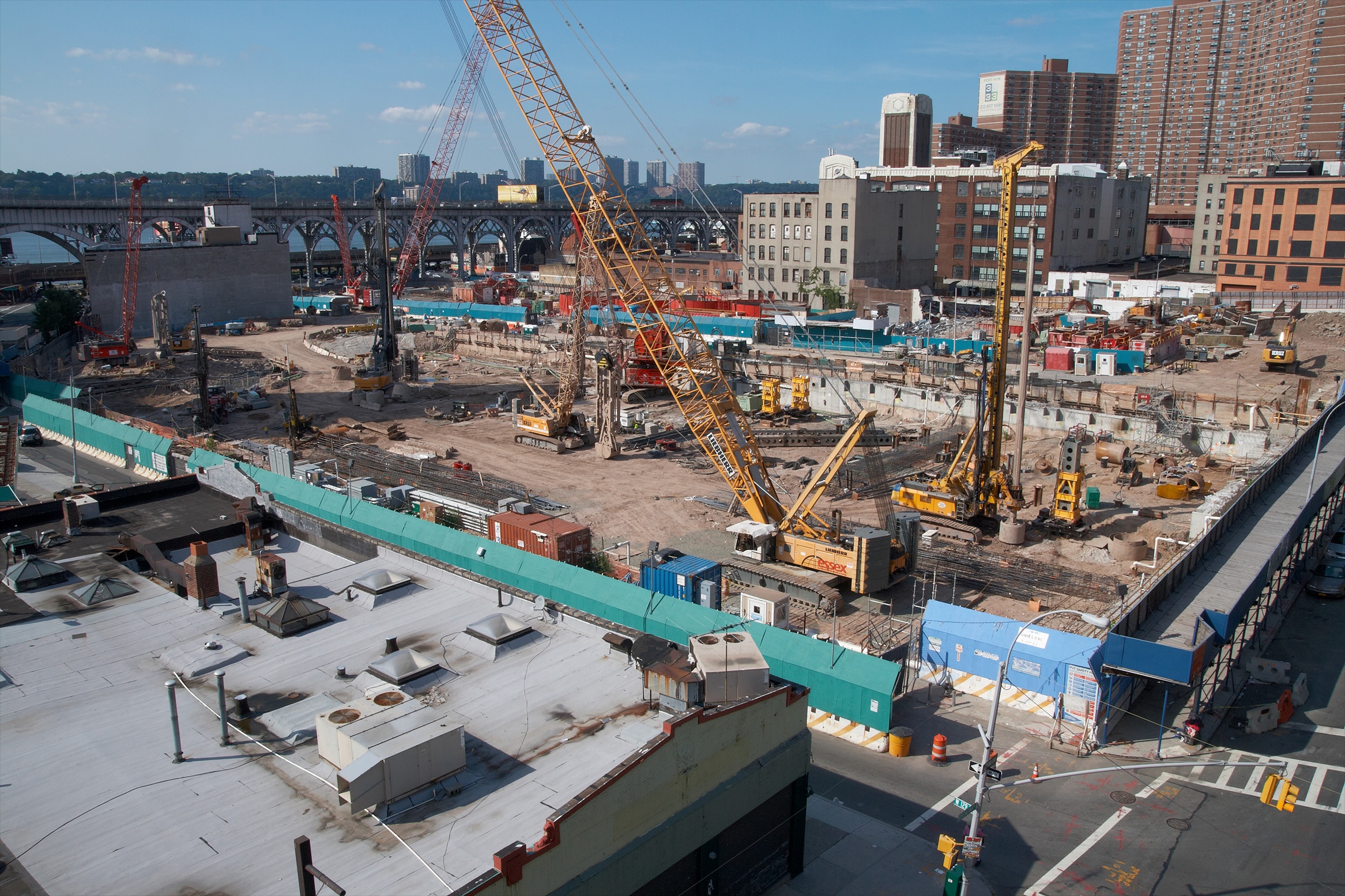 Construction_site_NW_of_the_Broadway_and_W_129th_St_intersection,_Manhattan copy